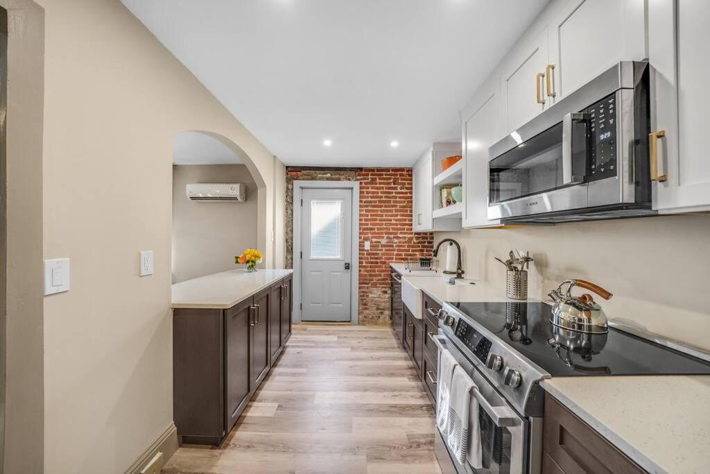 Luxury Apartment In Historic Carriage House เคนเนทท์สแควร์ ภายนอก รูปภาพ